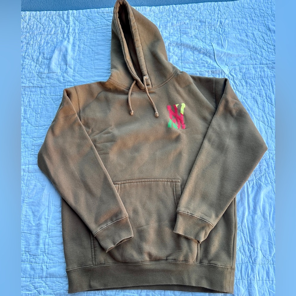 NJ Skateshop Skating Hockey Men's Brown Hoodie with Multicolor Logo Medium